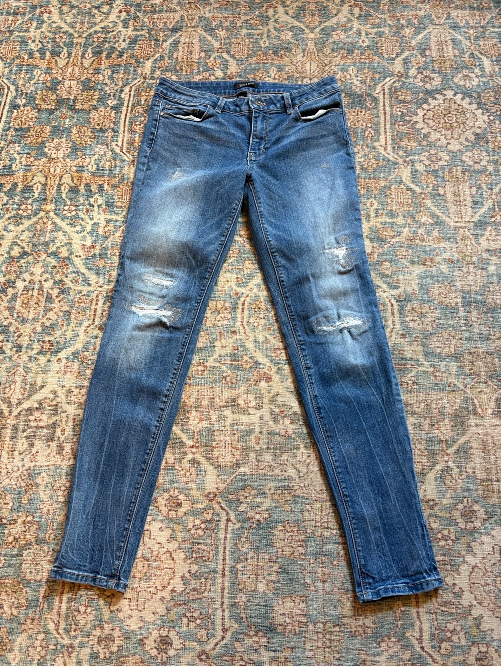White House Black Market Women's Distressed Skinny Jeans - Blue